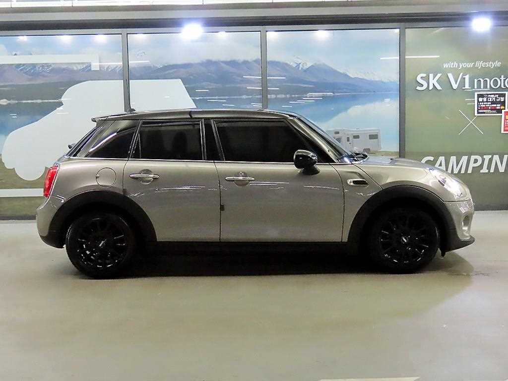 Mini Cooper - Vista 3