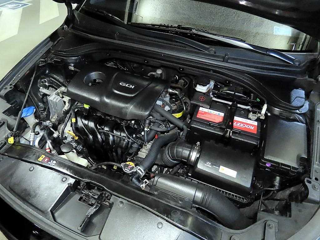 HYUNDAI Avante 2016 Negro - Importación desde Corea - HF Imports Iquique - Foto 19