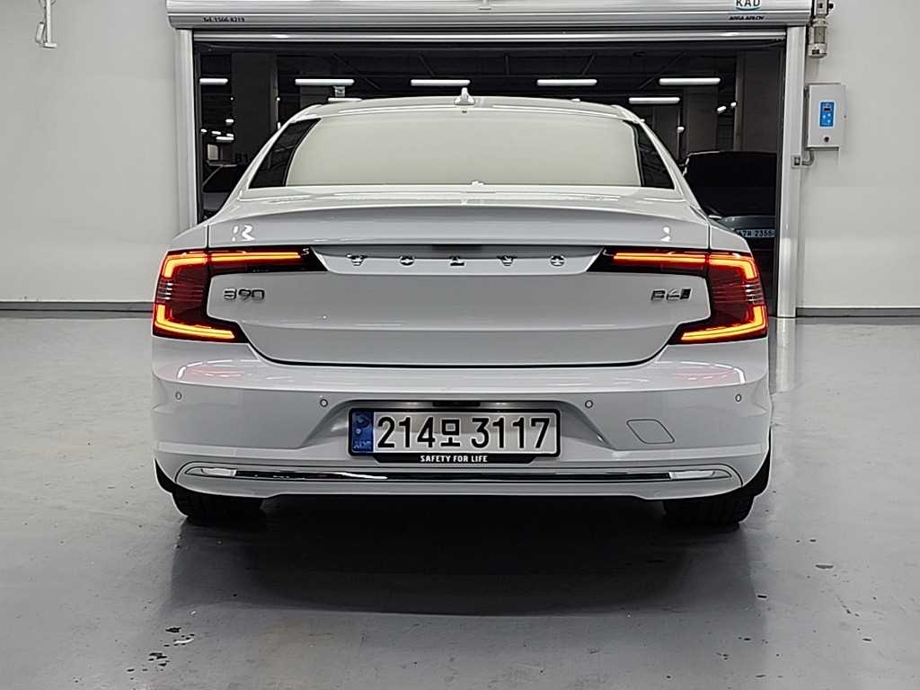 Volvo S90 - Vista 3