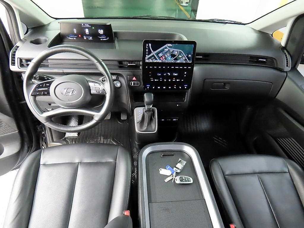 HYUNDAI Staria - Vista 7