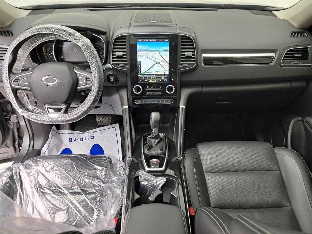 SAMSUNG QM6 - Vista 6
