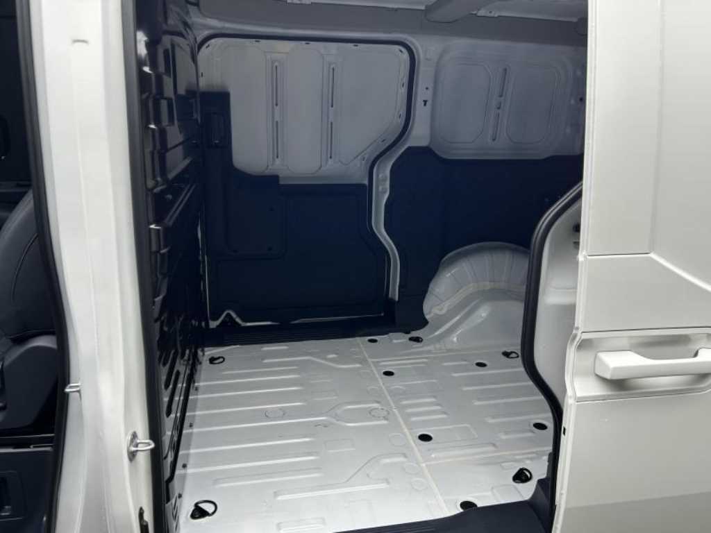 KIA PV5 - Vista 7
