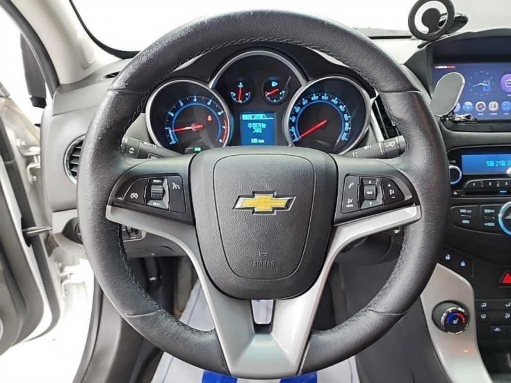 Chevrolet Cruise - Vista 12