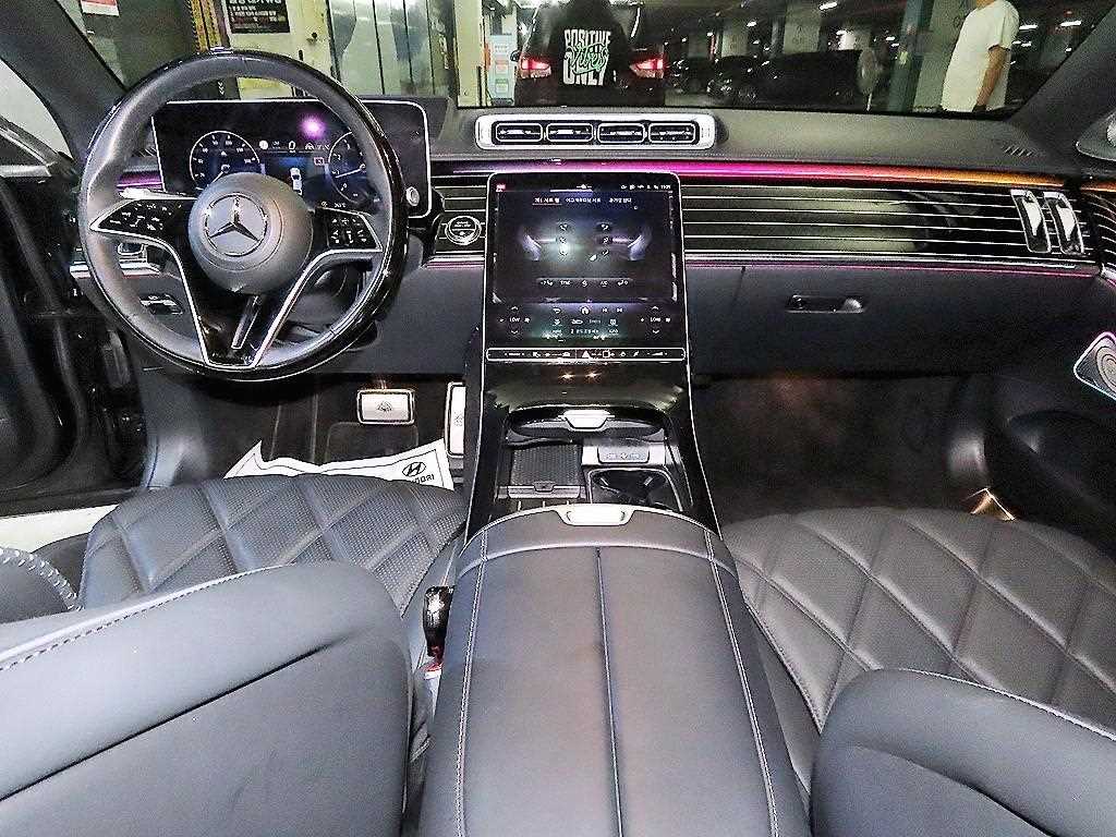 Mercedes Benz S Class - Vista 9