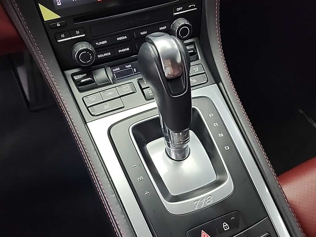 Porsche 718 - Vista 8