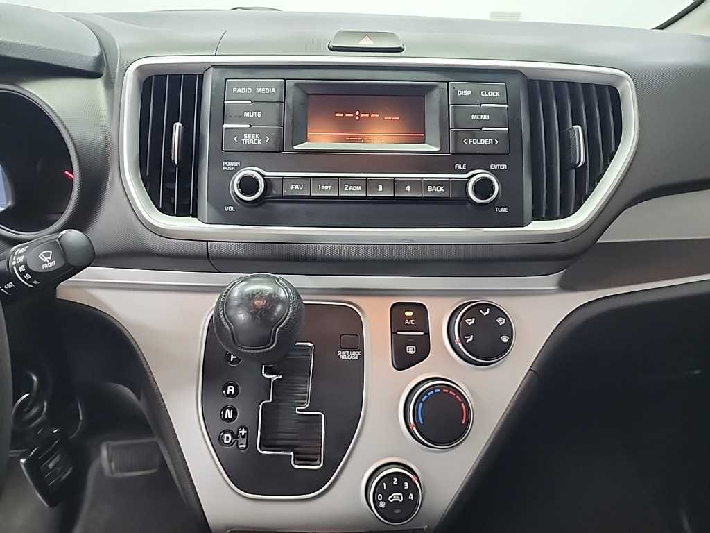 KIA Ray - Vista 10