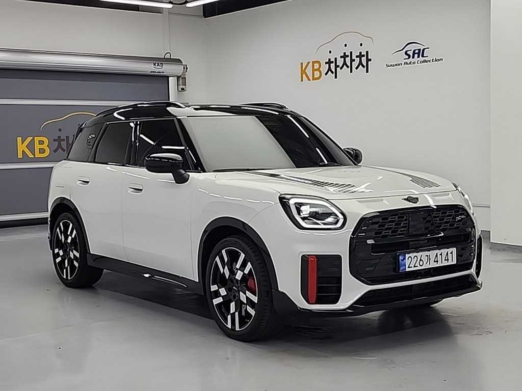 Mini Countryman - Vista 4
