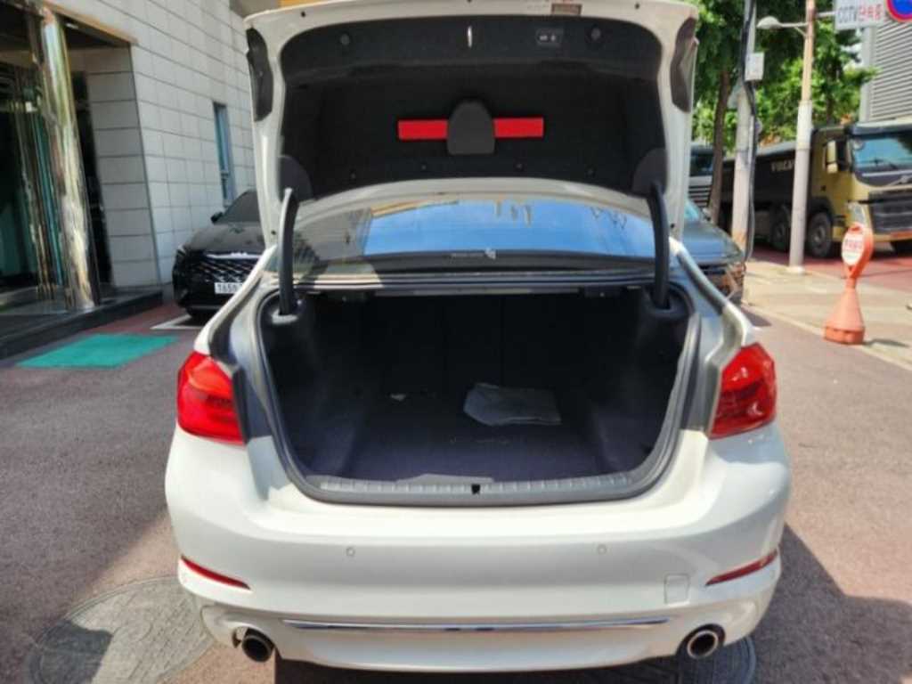 BMW 5 Series - Vista 6
