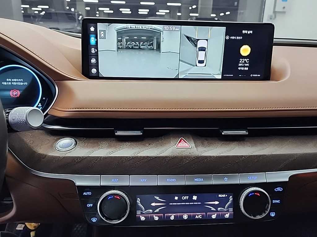 Genesis G80 - Vista 10