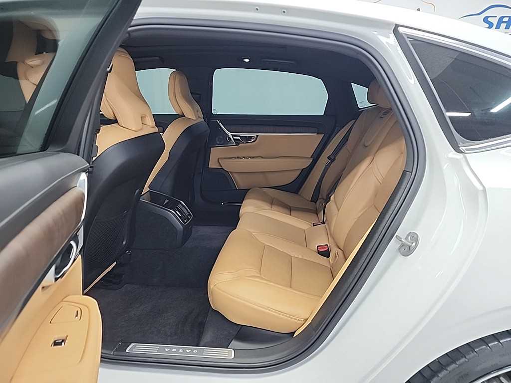 Volvo S90 - Vista 12