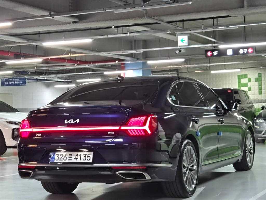 KIA K9 - Vista 5