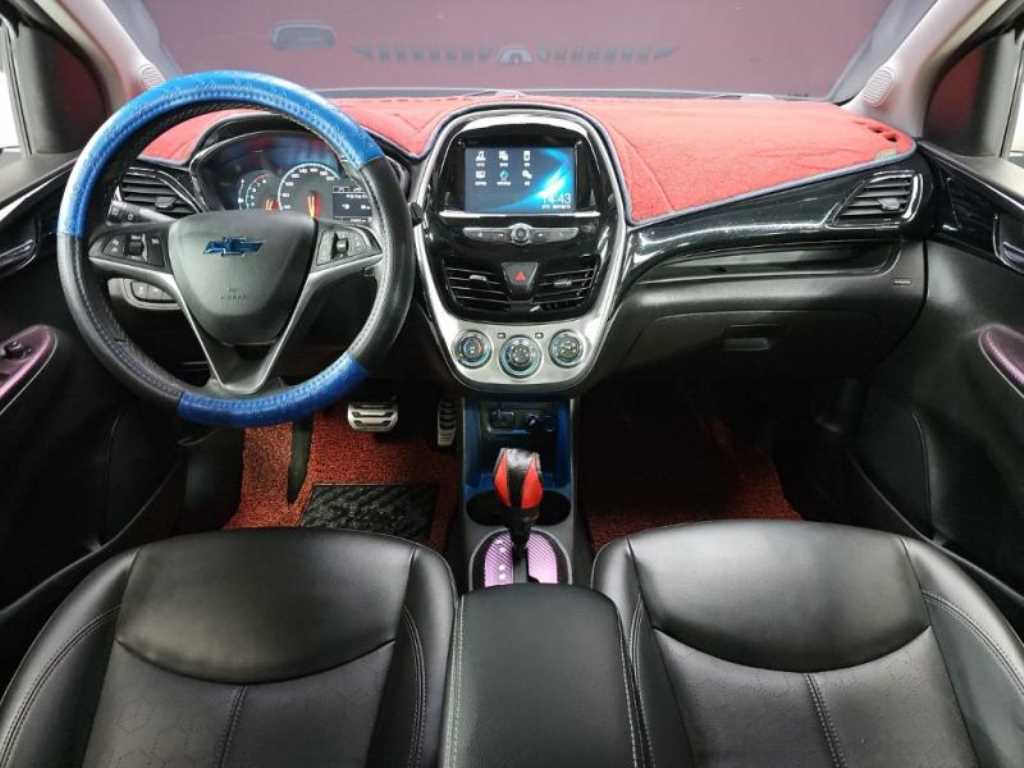 Chevrolet Spark - Vista 5