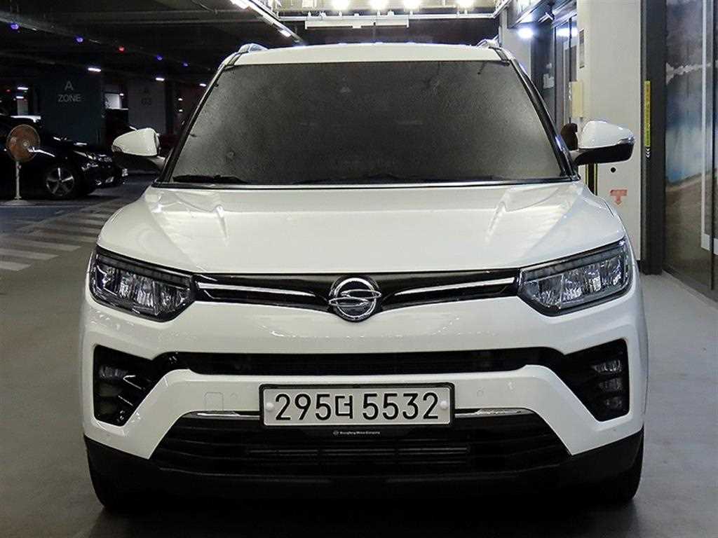 Ssangyong Tivoli - Vista 2