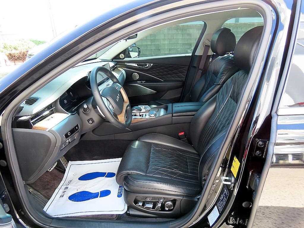 KIA K9 - Vista 5