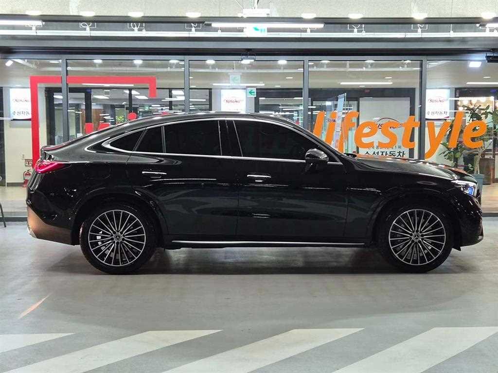 Mercedes Benz GLC Class - Vista 3