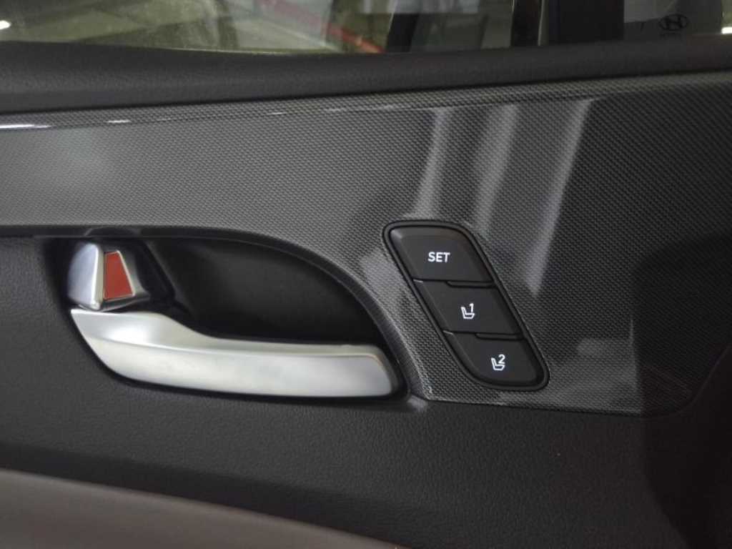HYUNDAI Santa Fe - Vista 9