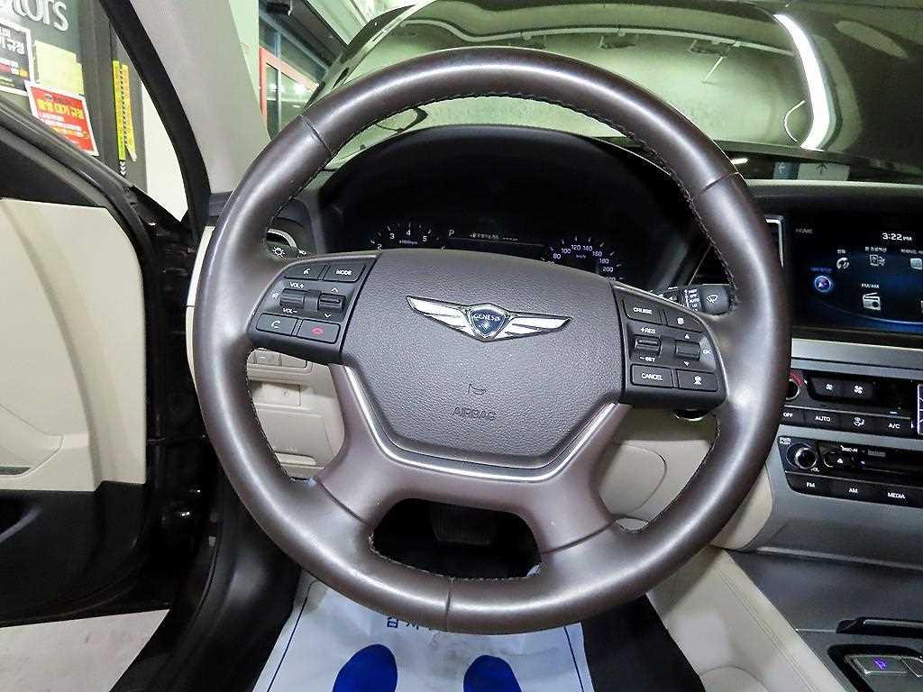 Genesis G80 - Vista 8