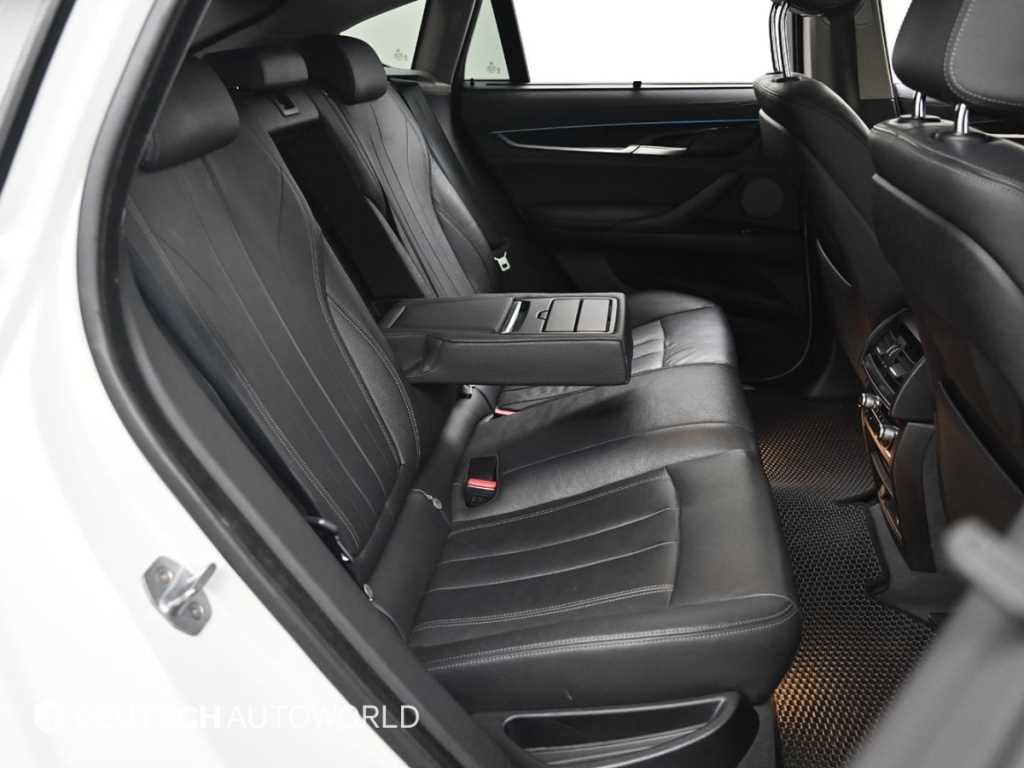 BMW X6 - Vista 12