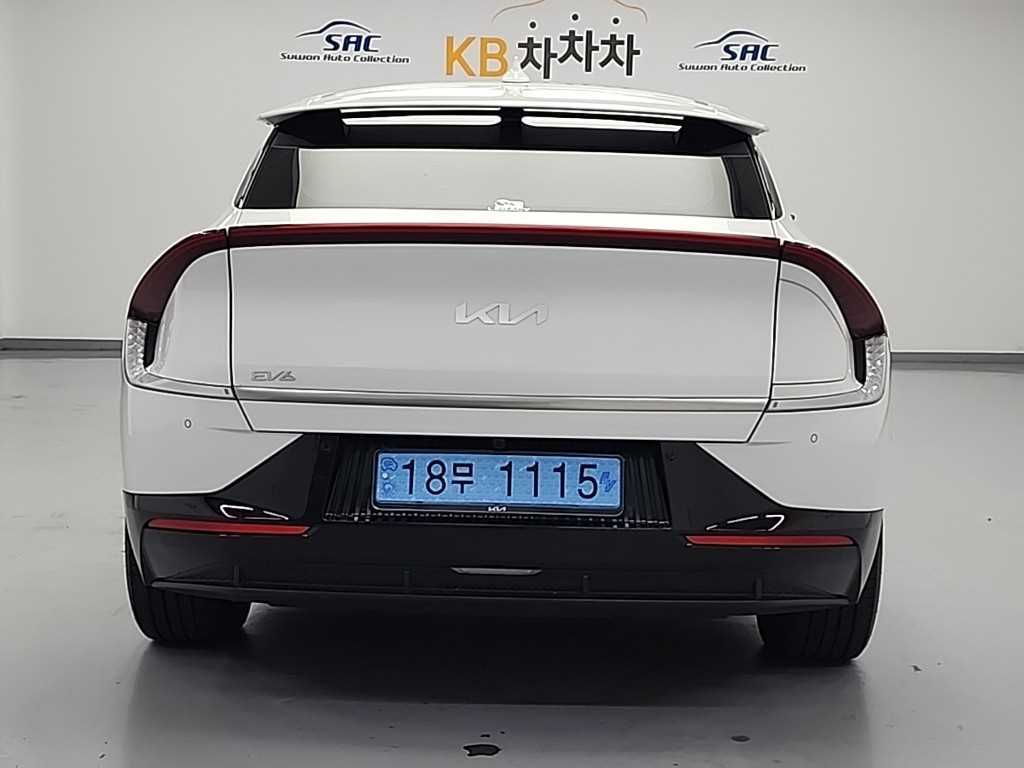 KIA EV6 - Vista 3