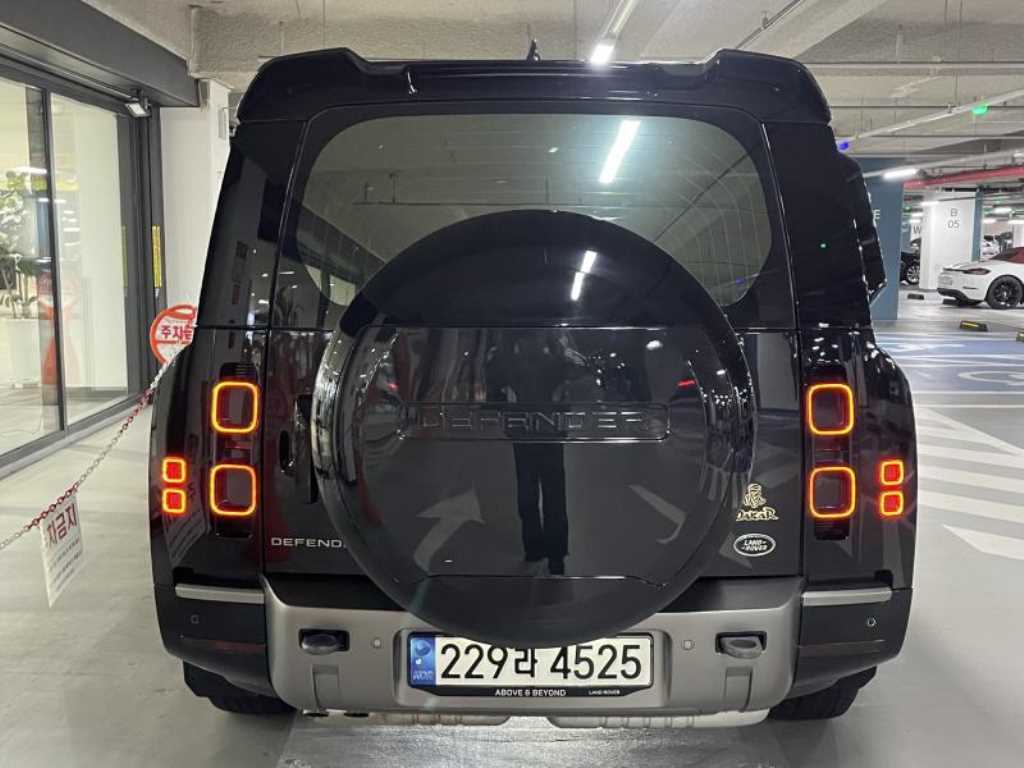 Land Rover Defender - Vista 4