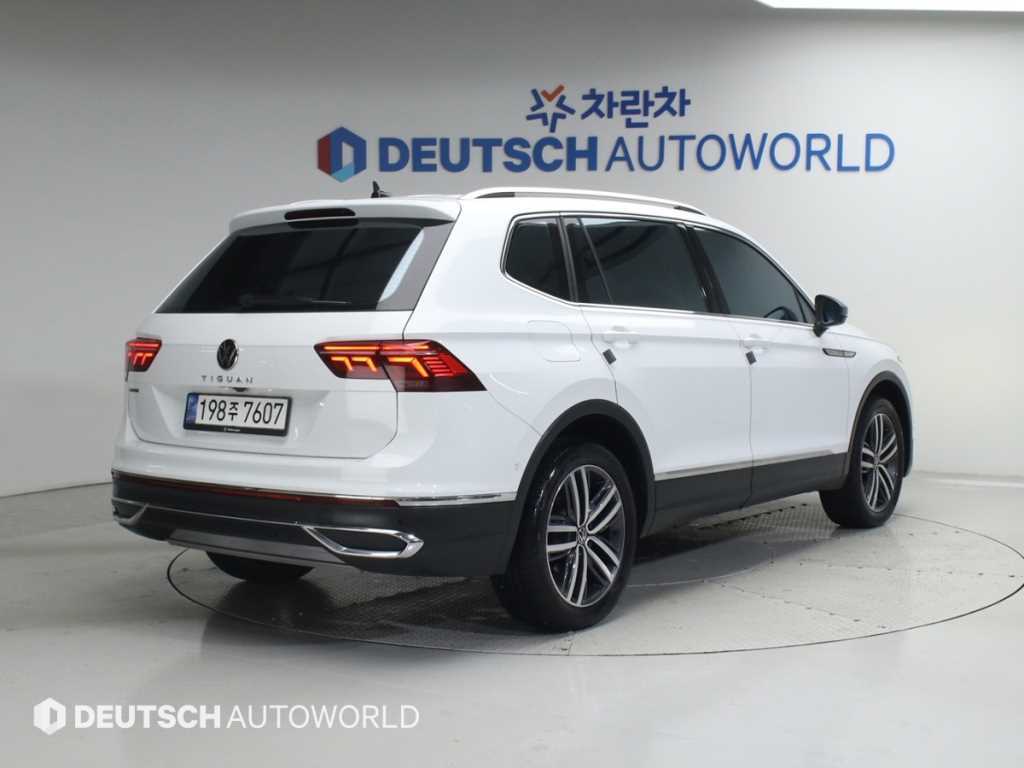 Volkswagen Tiguan - Vista 2