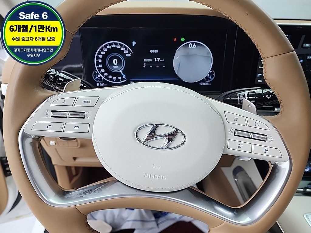 HYUNDAI Grandeur - Vista 9