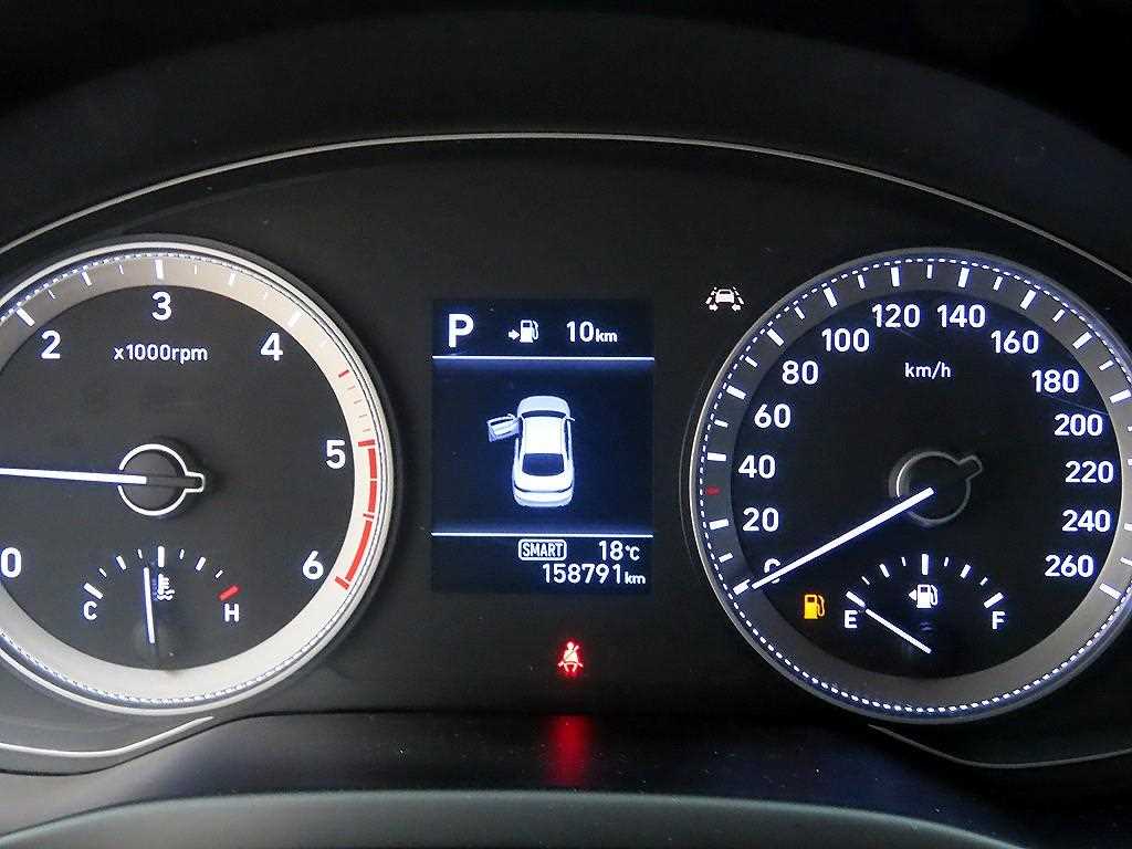 HYUNDAI Grandeur - Vista 8