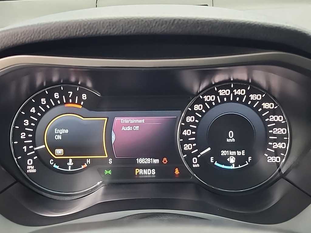 Lincoln MKZ - Vista 7