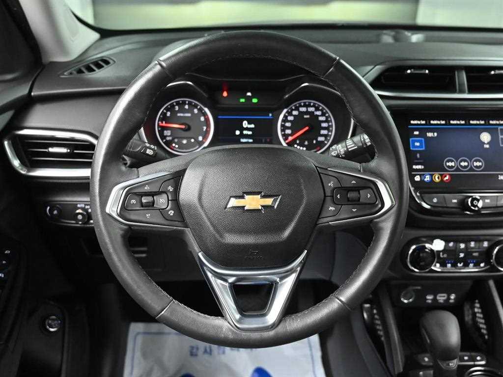 Chevrolet Trail Blazer 2022 Café - Importación desde Corea - HF Imports Iquique - Foto 13