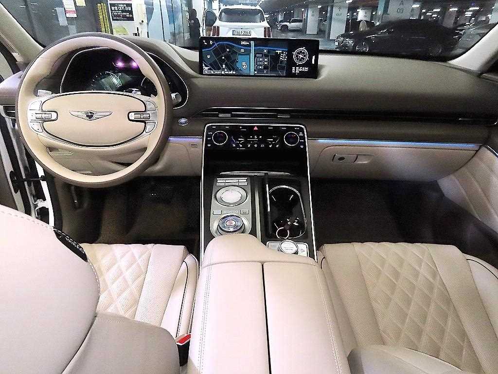 Genesis GV80 - Vista 10