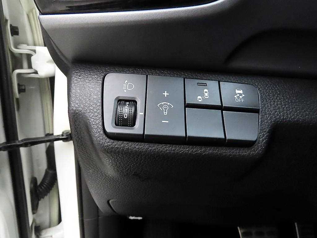 KIA Stonic - Vista 12