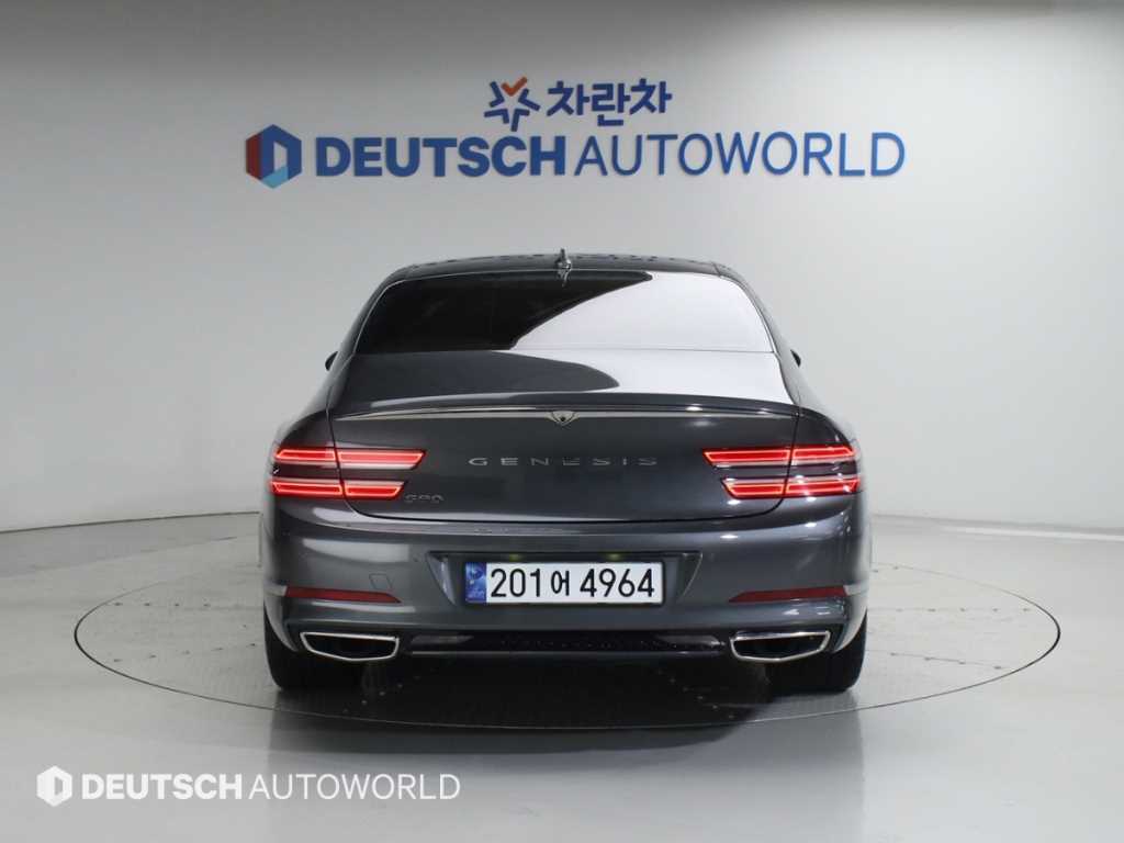 Genesis G80 - Vista 4