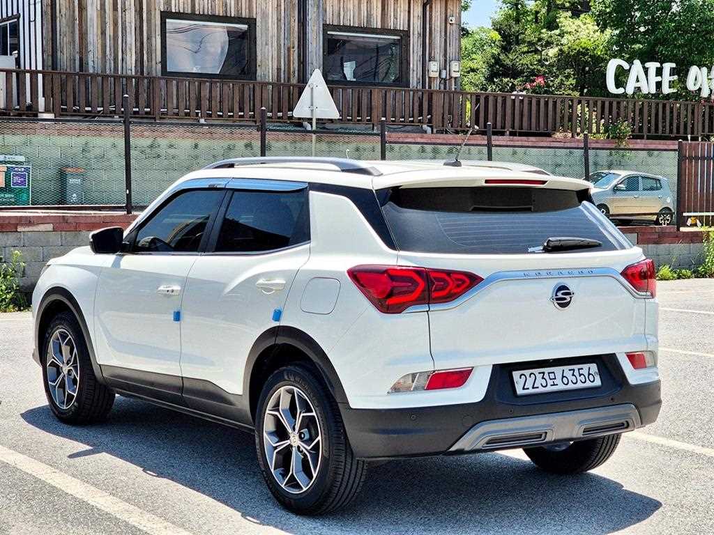 Ssangyong Korando - Vista 6