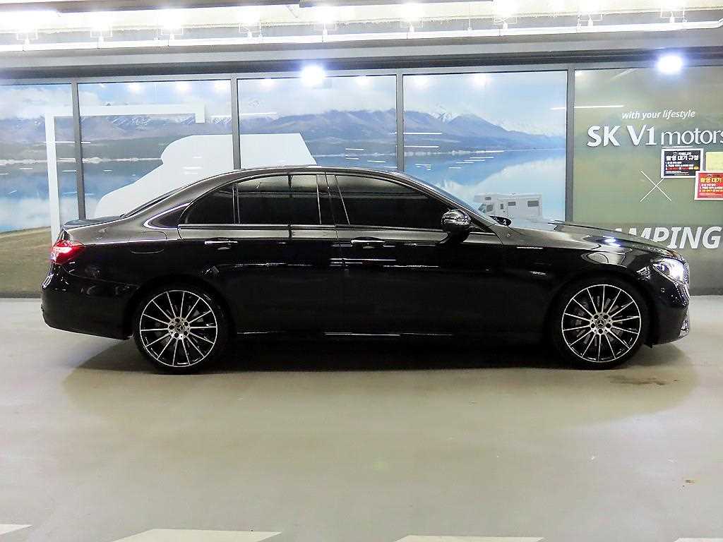 Mercedes Benz E class - Vista 3
