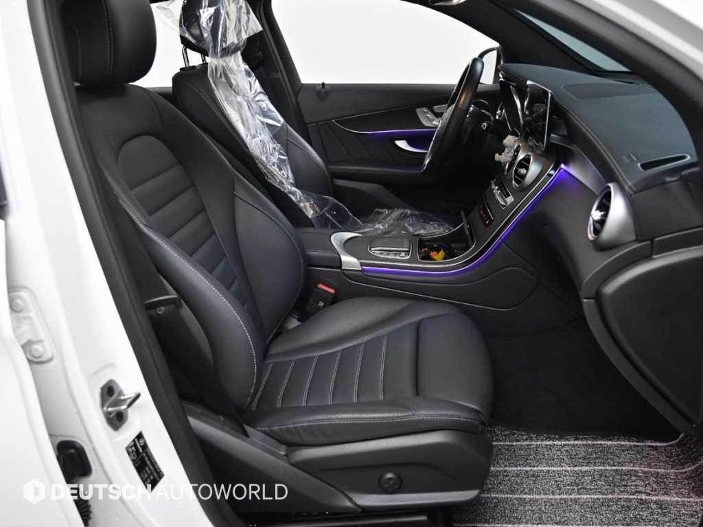 Mercedes Benz GLC Class - Vista 10