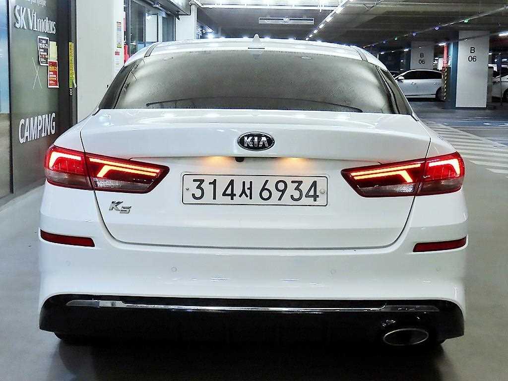 KIA K5 - Vista 5