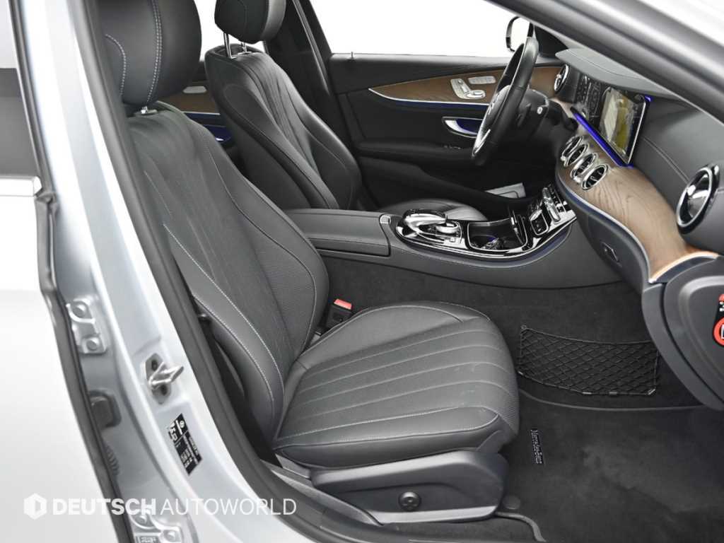 Mercedes Benz E class - Vista 11