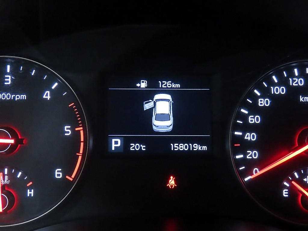 KIA K7 - Vista 9