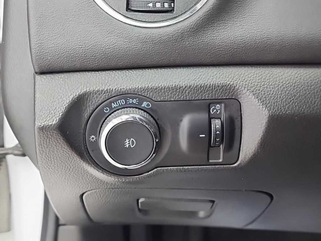 Chevrolet Cruise 2014 Blanco - Importación desde Corea - HF Imports Iquique - Foto 15
