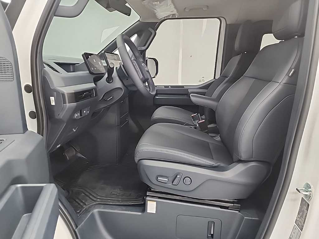 KIA PV5 - Vista 11
