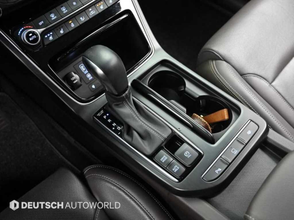 HYUNDAI Grandeur - Vista 9