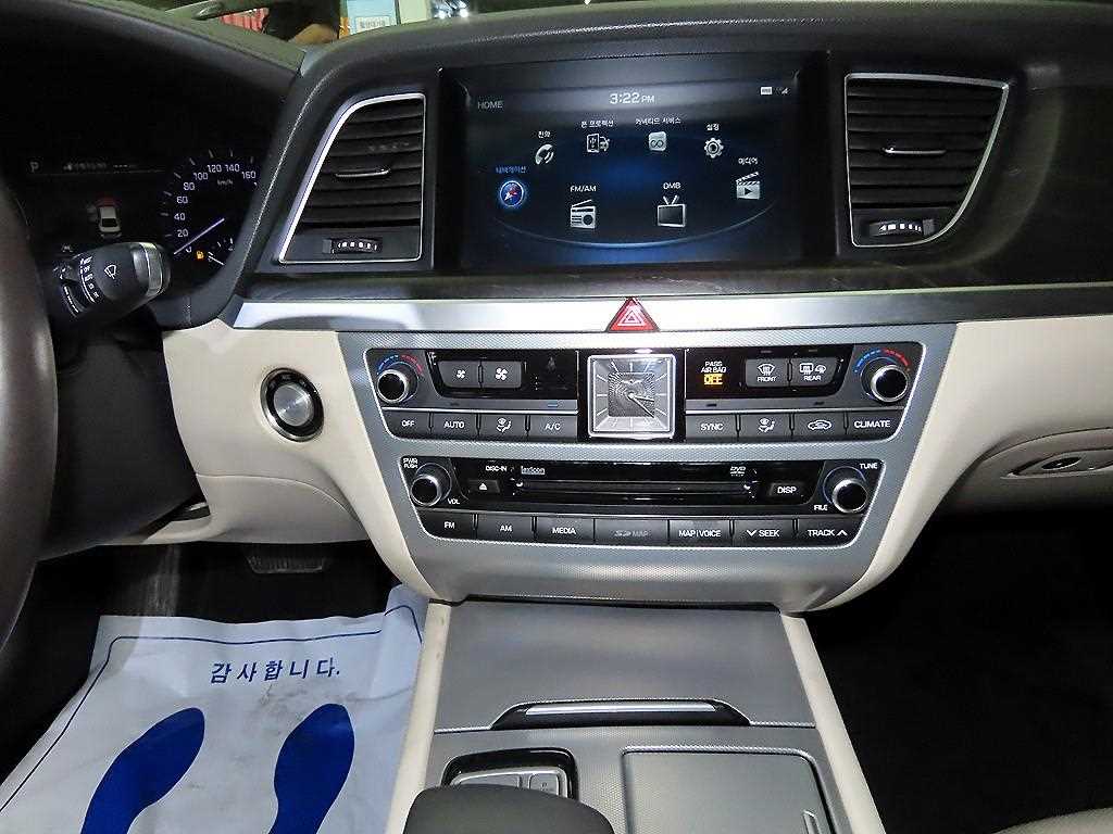 Genesis G80 - Vista 11