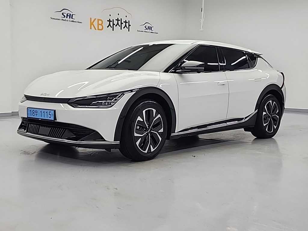 KIA EV6 2023 Blanco - Importación desde Corea - HF Imports Iquique - Foto 1