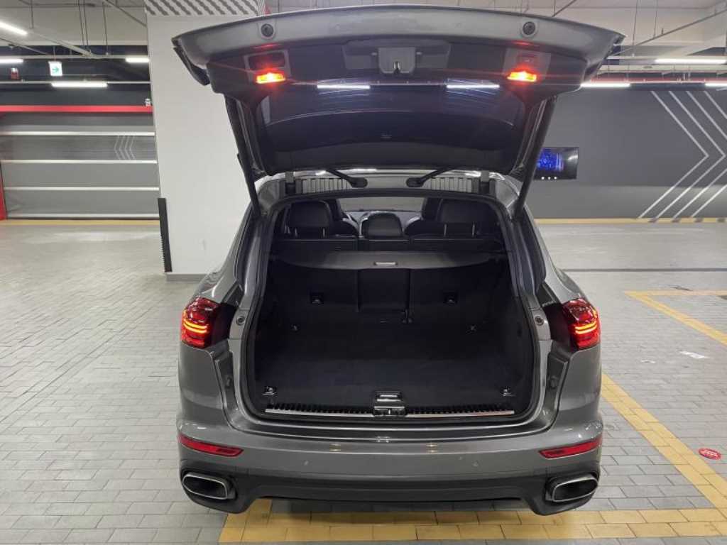 Porsche Cayenne - Vista 5