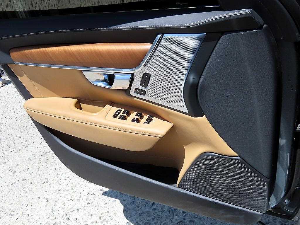 Volvo S90 - Vista 12