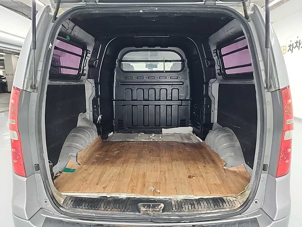 HYUNDAI Starex 2014 Gris - Importación desde Corea - HF Imports Iquique - Foto 17