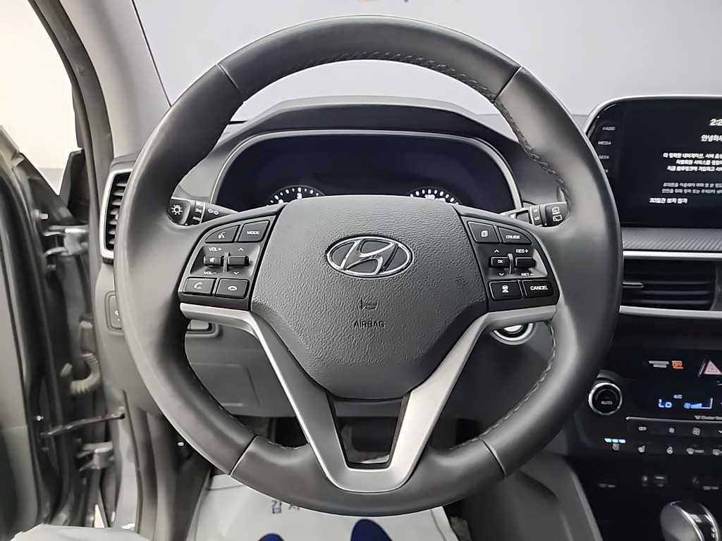 HYUNDAI Tucson - Vista 9