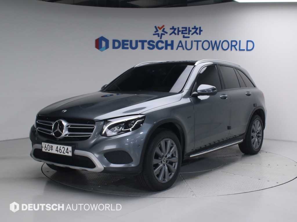 Mercedes Benz GLC Class 2019 - Importación desde Corea - HF Imports Iquique - Foto 1