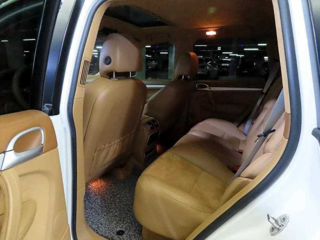 Porsche Cayenne - Vista 7