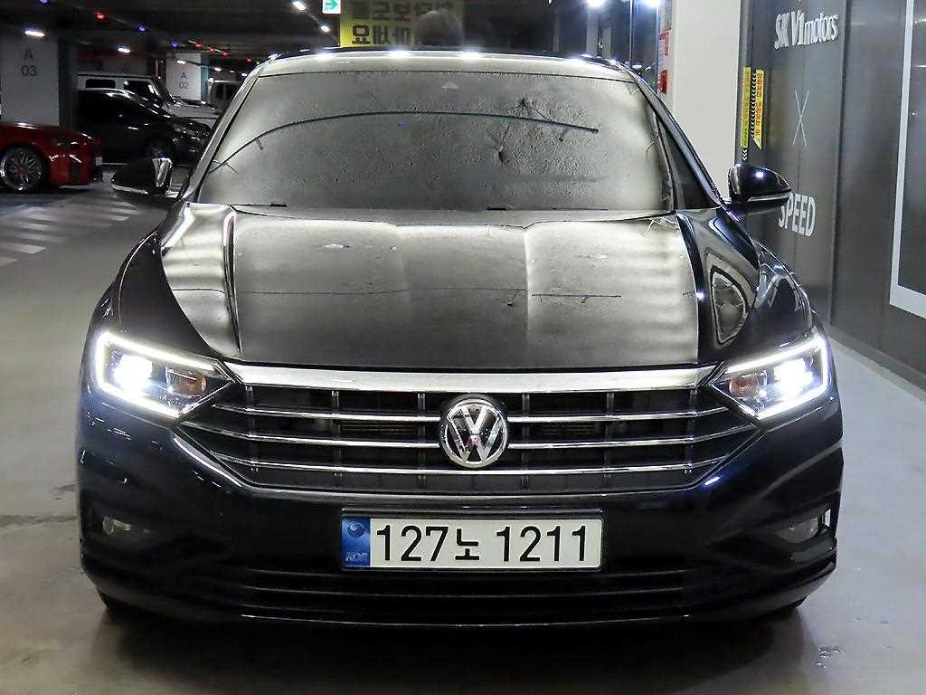 Volkswagen Jetta - Vista 2